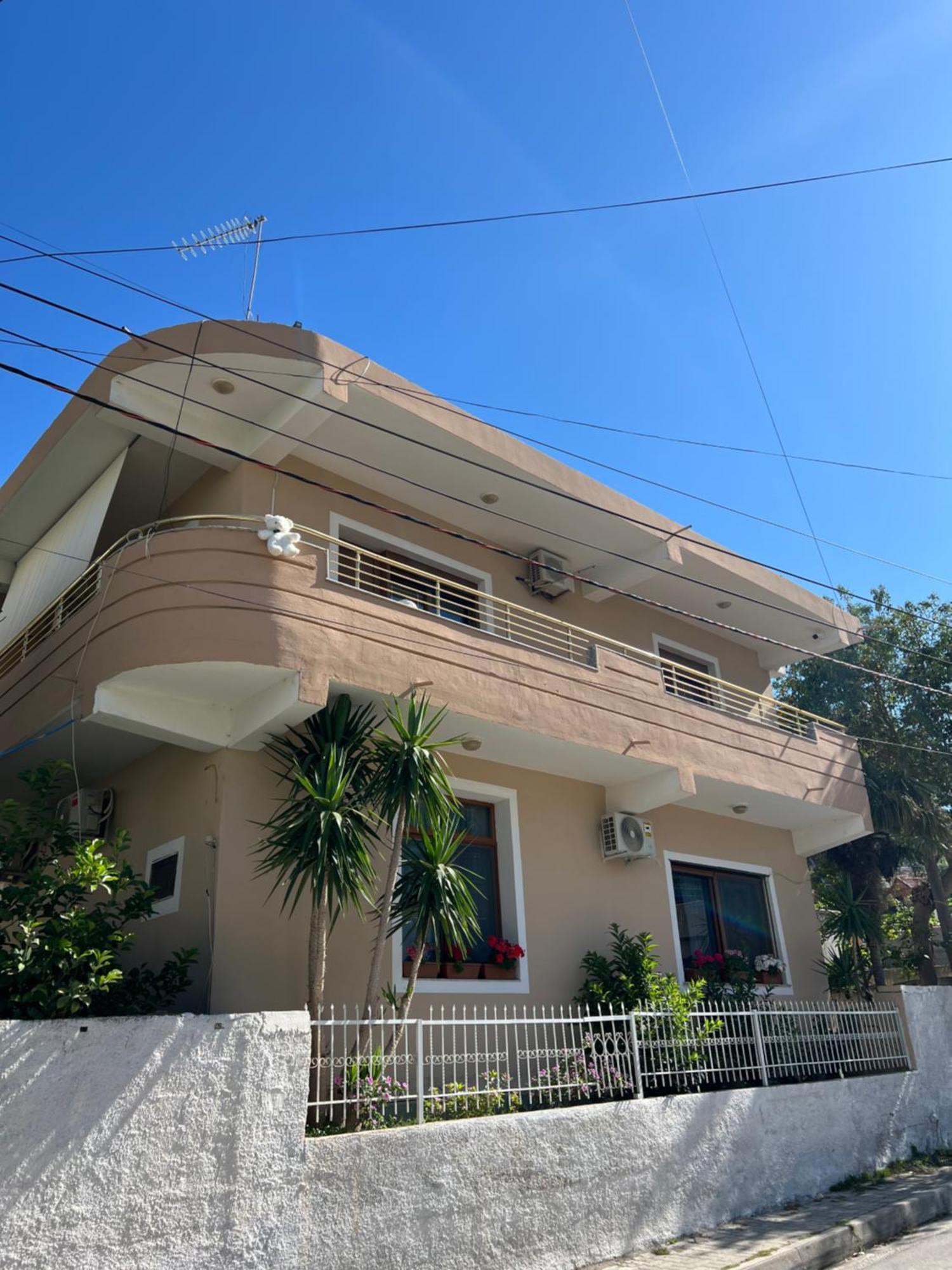 Villa Green Вльора Екстер'єр фото